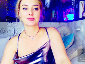 _JuliaSpace_ webcam model stream image