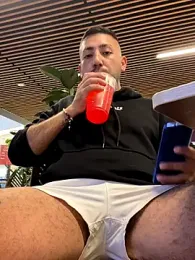 JuanZapata33 webcam stripchat model stream image