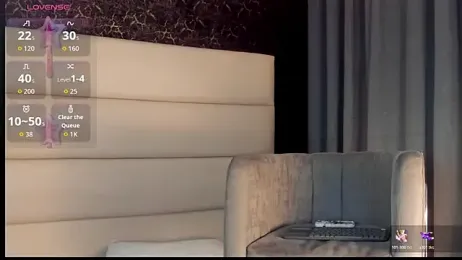 Thomzeus webcam model stream image