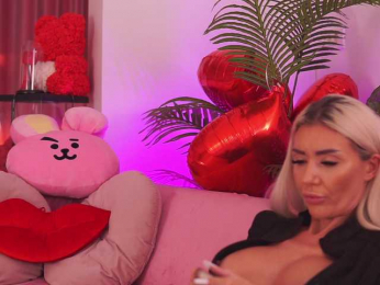 TheFallingAngel webcam model stream image