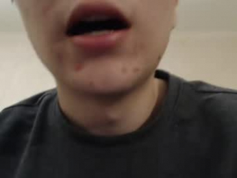 greendynomite_04 webcam model stream image