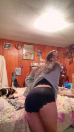 Crazycatlover67 webcam model stream image