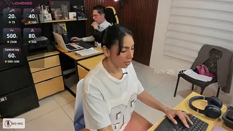 Office_Naughty_Girl webcam model stream image