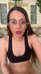 LeilaGrande webcam model stream image