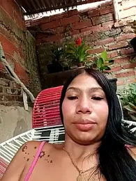 Rous-squir webcam model stream image