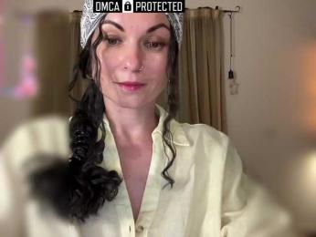 LiliNewdawn webcam model stream image