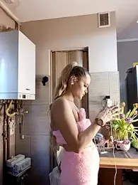 Tasty_Shape webcam model stream image