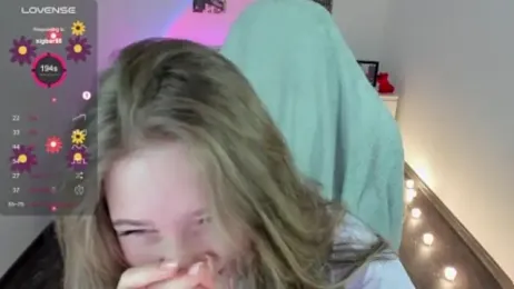 soft_as_a_flower webcam stripchat model stream image