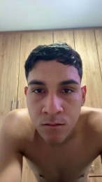 Brekass webcam cam4 model stream image