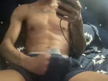 yeahitsrell2 webcam model stream image