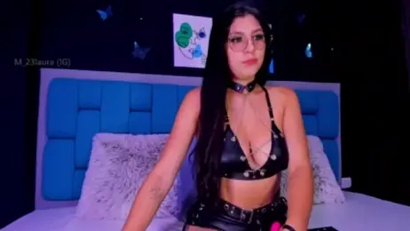 loolla_23 webcam model stream image