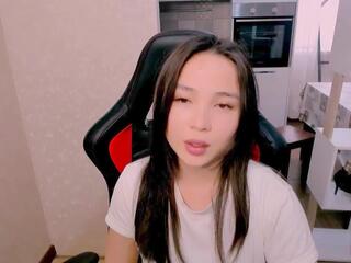 Aya Moon webcam model stream image