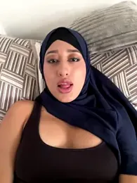 adila_anich webcam stripchat model stream image