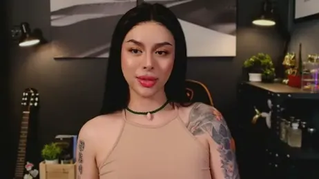 callmeLUNA webcam model stream image