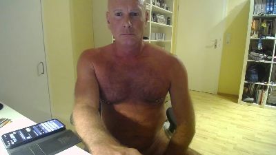 MenTantra webcam model stream image