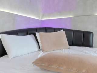 nicolettee1 webcam model stream image