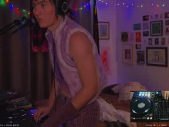 fernydew webcam model stream image