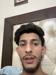 ronnnnn718 webcam model stream image