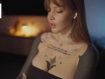 mileeena webcam model stream image