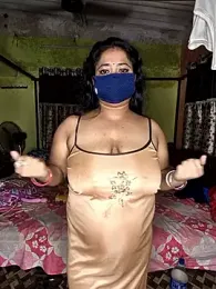 Smile-quien webcam model stream image