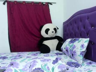 Mia Fhox webcam model stream image