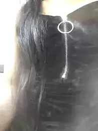 Heena-curvy webcam model stream image