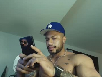 clark_strong webcam model stream image