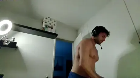 alpha-hunk webcam stripchat model stream image