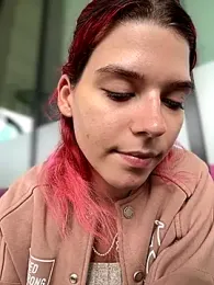 RiriRoseey webcam model stream image