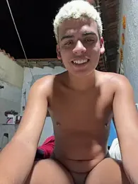 MrLeoLatino webcam model stream image