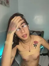 Misspoisonivy webcam model stream image