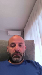 snefru042 webcam cam4 model stream image