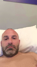 snefru042 webcam model stream image