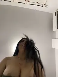 xoxo_sol webcam model stream image