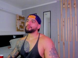 Eddie Ryan webcam model stream image