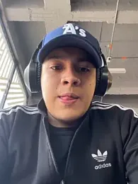 oliver_Ferrer webcam model stream image