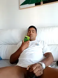 xhoco14 webcam model stream image