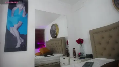 Adara_Ferrara webcam model stream image