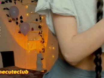 unhollymeow webcam model stream image