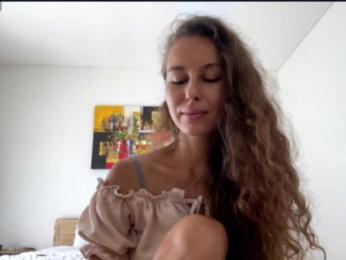 PolinaMayner webcam model stream image
