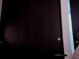 Mia Summer webcam model stream image