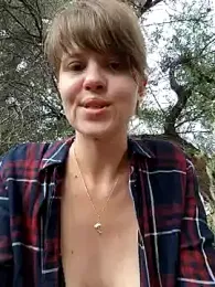 astiSWEET webcam stripchat model stream image