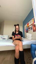 Dollya webcam model stream image