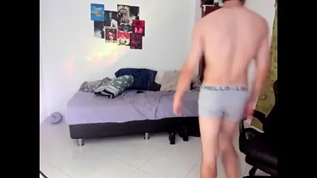 Oliver_and_kalypso webcam model stream image