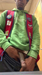 Meach28 webcam model stream image