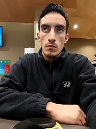 TommyMomentum webcam model stream image