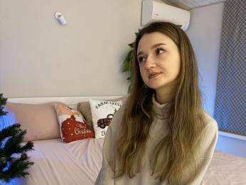 CyrenaLuxe webcam model stream image