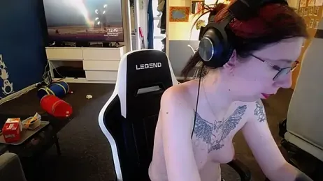 TattooedGirlDK webcam model stream image