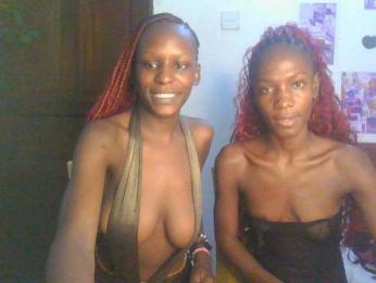 LupitaLyon webcam model stream image