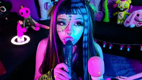 LaytonBox webcam model stream image